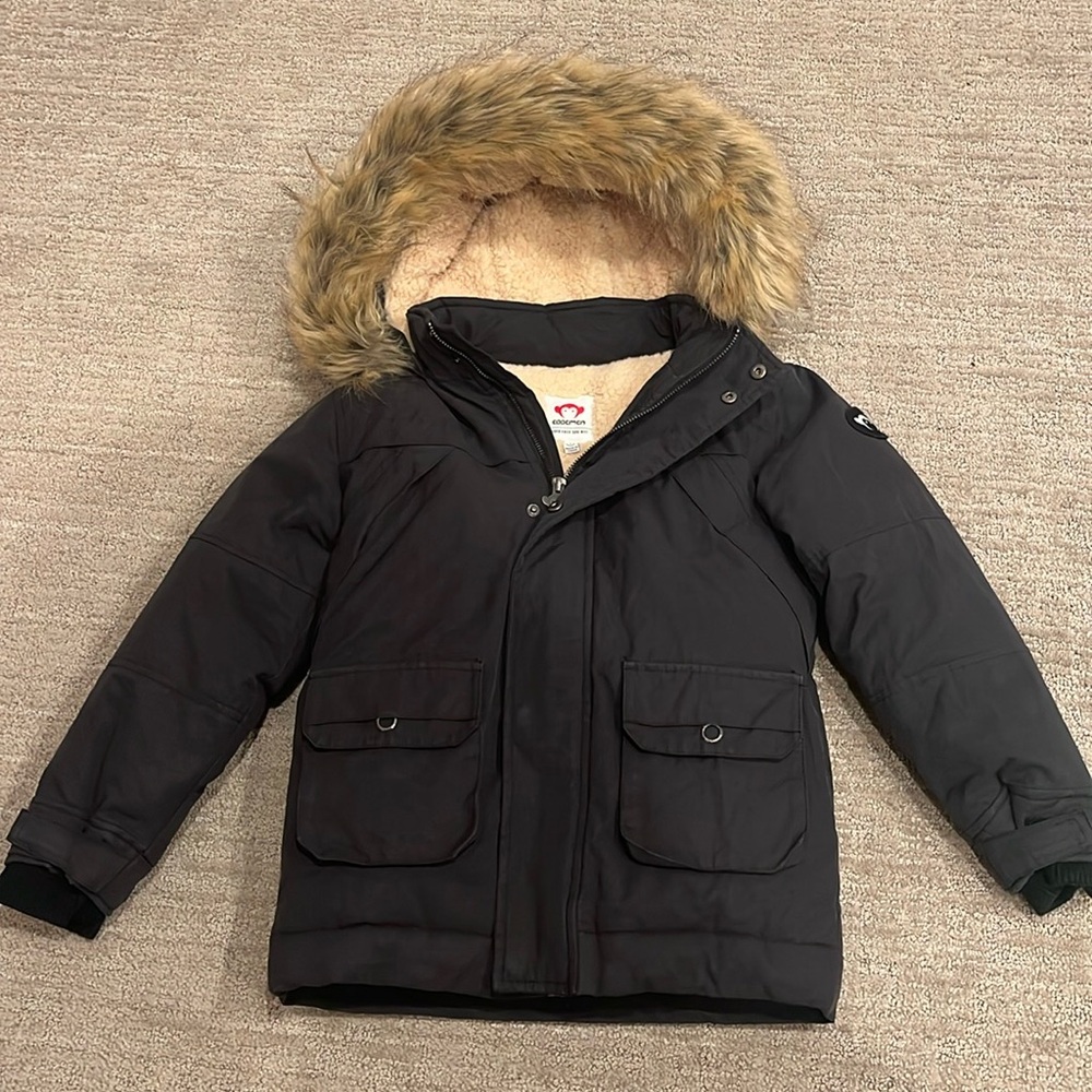 Appaman kids size 8 winter coat with detachable faux fur collar.